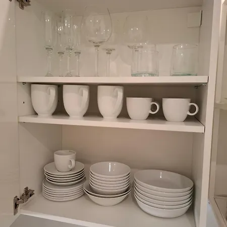 Pikk 24 - Kesklinn - Center Apartment Parnu