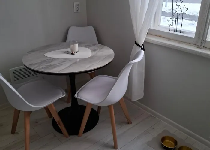 Pikk 24 - Kesklinn - Center Apartment Parnu